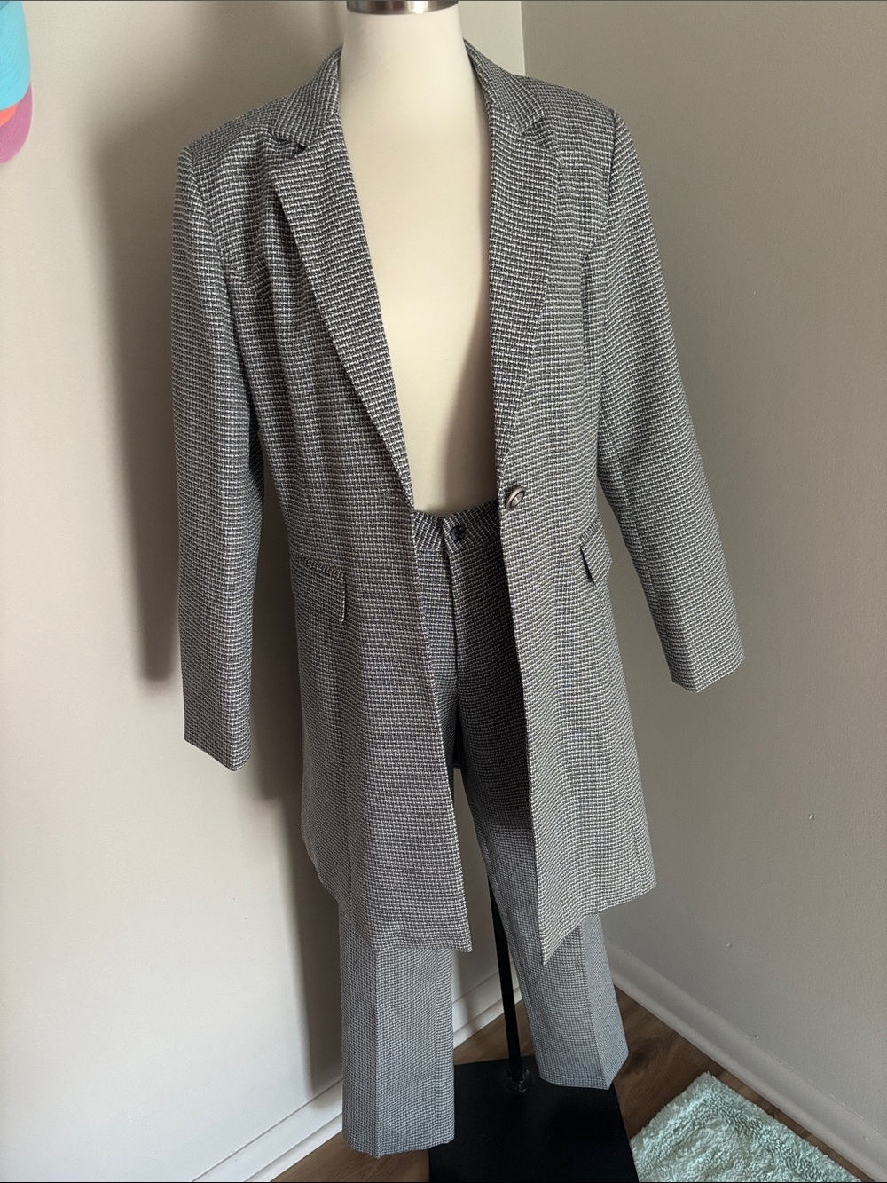 Women's Houndstooth Long Blazer Coat and Matching Pants - Black & White